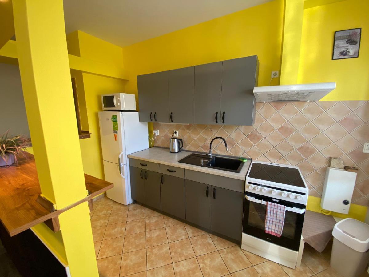 Apartment Martinec โนเว เมสตู นอด เมตูยี ภายนอก รูปภาพ